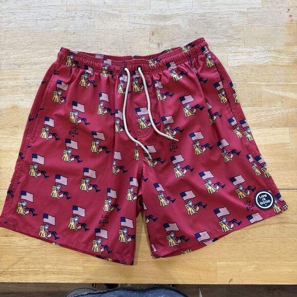 Life Is Good Swim Shorts Mens Med Red Lined 7" Trunks UPF 50 USA Patriotic Dog - Picture 2 of 12